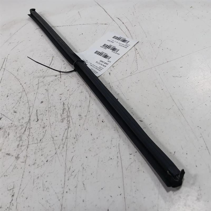 Kia Soul Right Front Weather Strip Interior  2017 2018 2019 OEM