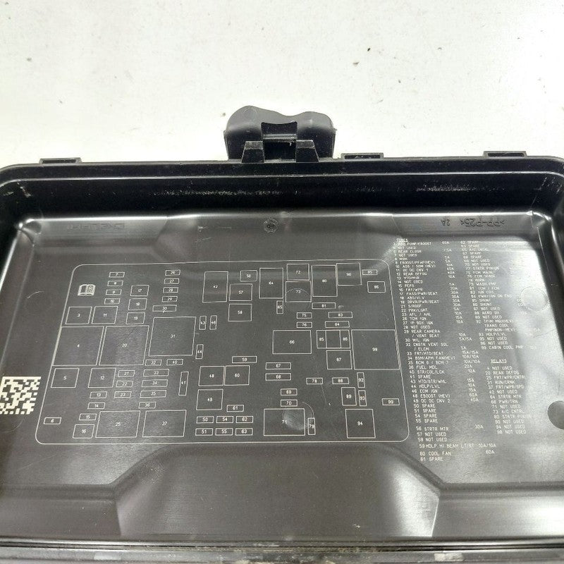 Fuse Box Wire Harness Junction Engine ID 84586306 Fits 19-21 Chevy Malibu