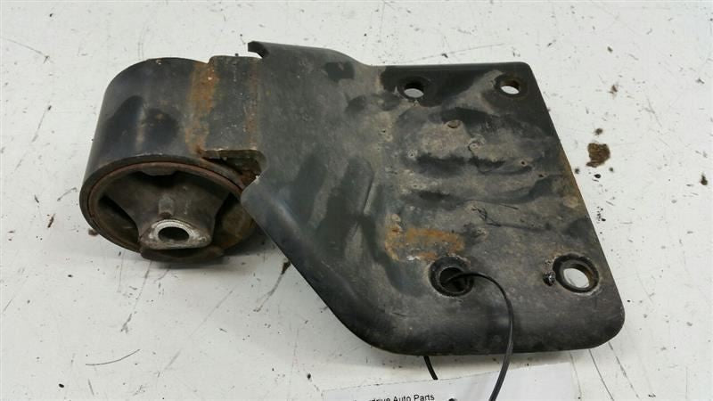 Jeep Liberty Engine Motor Mount Rear Back OEM 2002 2003 2004 2005