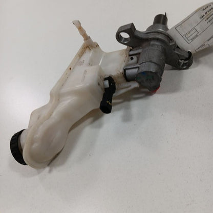 Brake Master Cylinder VIN B 8th Digit Opt Luv Fits 13-21 Buick Encore