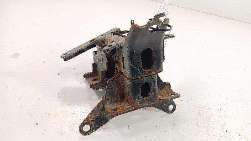 Toyota Prius Left Engine Motor Mount    2012 2013 2014 2015 OEM