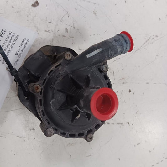 Coolant Water Pump Electric Radiator Fits 13-17 Nissan LEAF