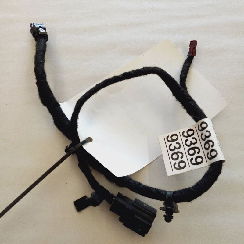 Chevy Trax Center Console Wires {42599369} 2022 2021