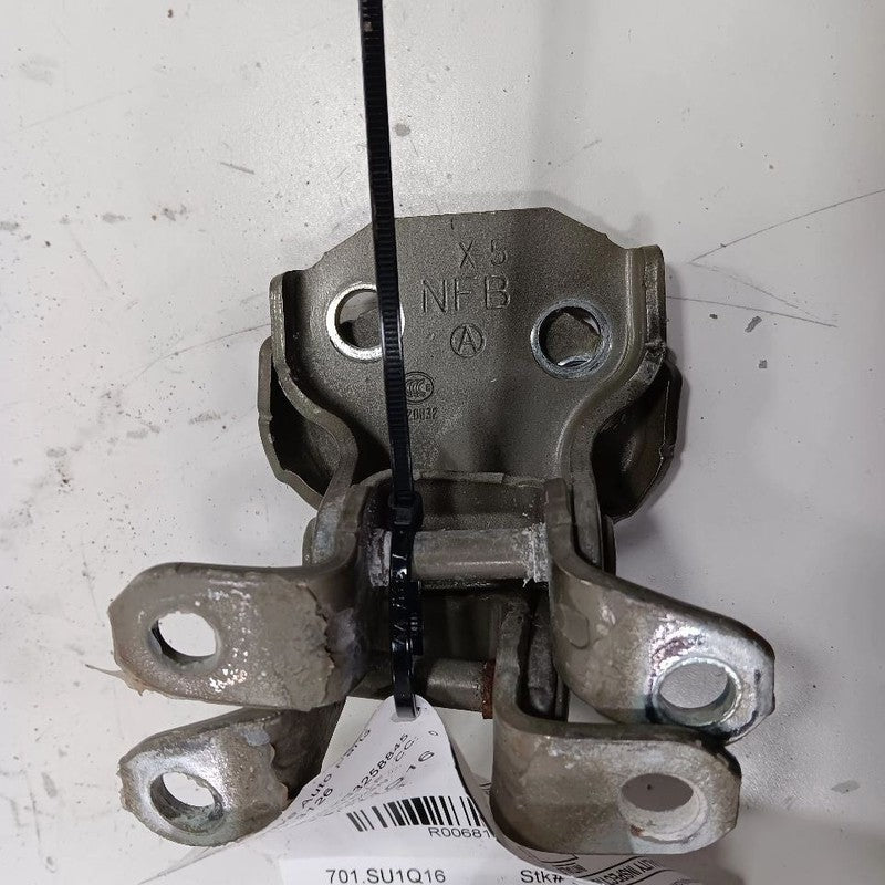 Subaru Outback Legacy Door Hinge Set Left Front Driver  2018 2017 2016