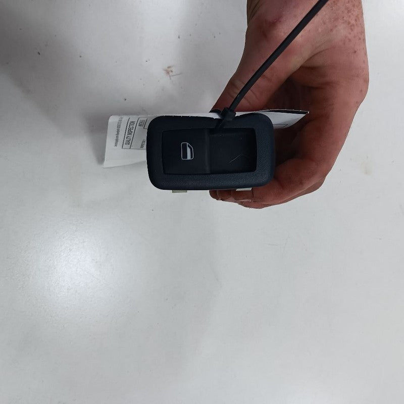 Jeep Cherokee Power Window Switch Right Passenger Rear  2015 2016 2017