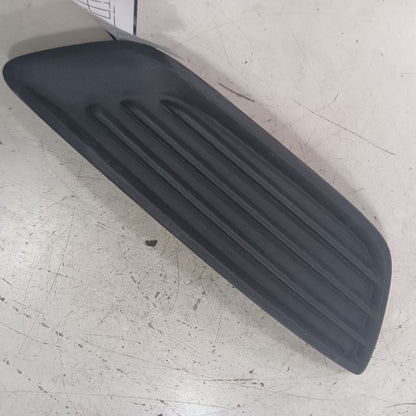 Ford Focus Front Bumper Fog Light Insert Trim Bezel Right Passenger Side  2018 