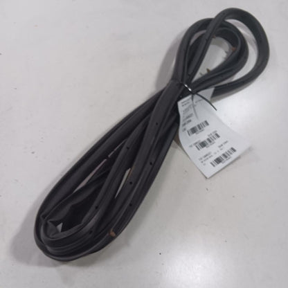 Chevy Trailblazer On Door Seal Rubber Right Passenger Front  2021 2022 2023