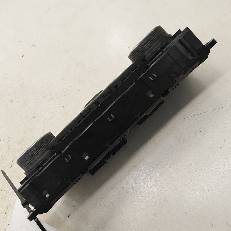 Front Temperature Control Heat Heater AC Switch With Dual Zone 20-22 F