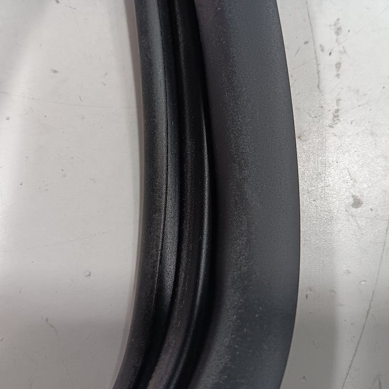 Kia Optima Door Glass Window Seal Rubber Right Passenger Rear Back  2018 2017 20