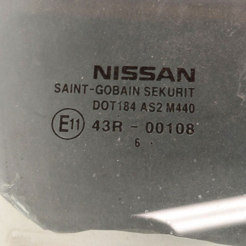Passenger Right Front Door Glass Window VIN K 1st Digit Korea Built  1