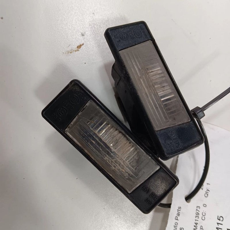 INFINITI Q50 License Plate Light Lamp  2014 2015 2016 2017 2018