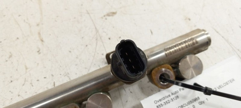 Hyundai Veloster Fuel Rail Injection Injector Mount Bar 2012 2013 2014