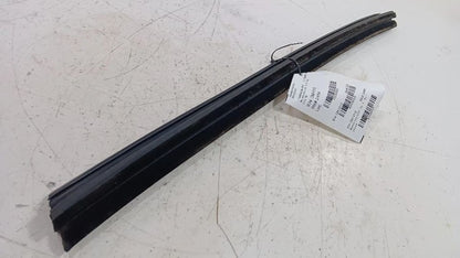 Chevy Traverse Right Front Weather Strip Interior  2010 2011 2012 2013