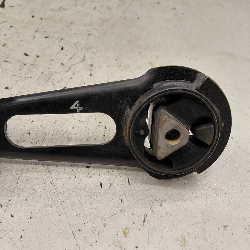 Nissan Versa Note Engine Motor Mount Rear Back  1.6 2019 2018 2017