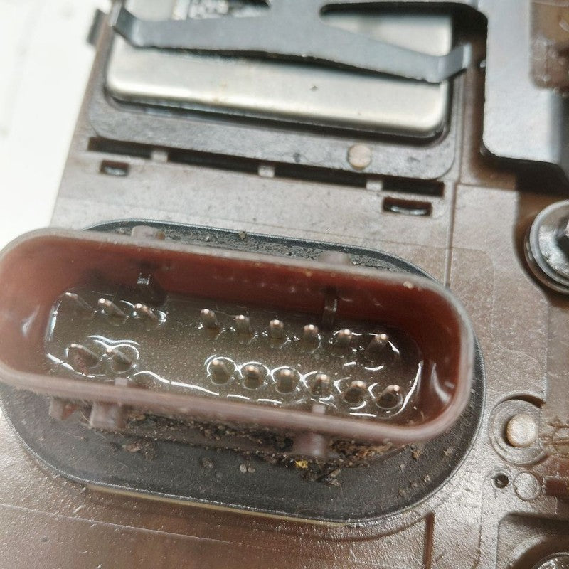 Cadillac XTS Automatic Transmission Valve Body      2016 2017 2018