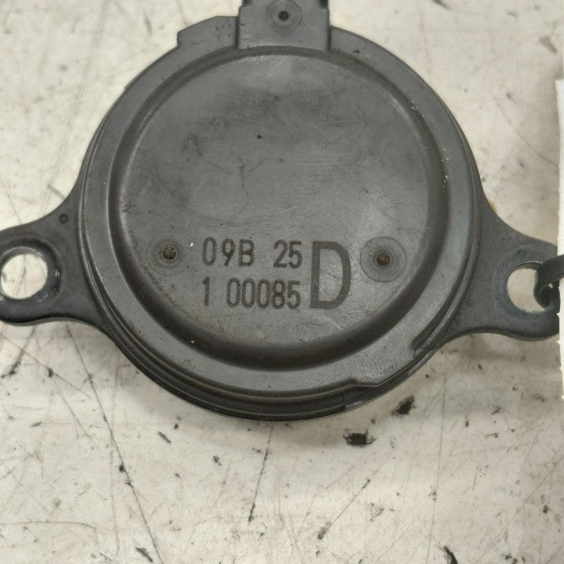 Lexus IS350 Variable Timing Gear Oil Control Valve Solenoid Cylinder H
