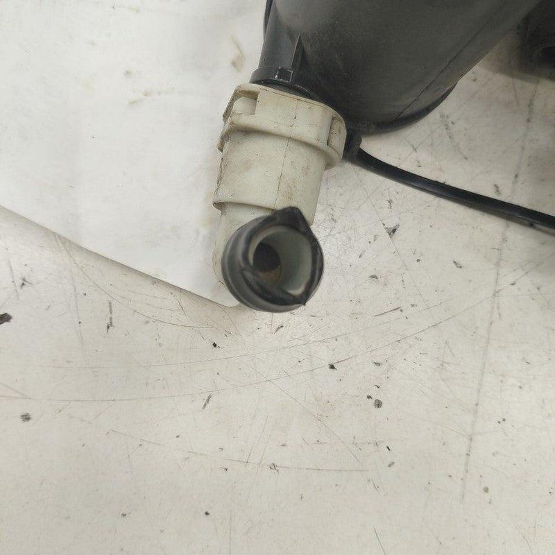 Kia Sorento Fuel Vapor Canister Charcoal Evaporator Can  2018 2017 201