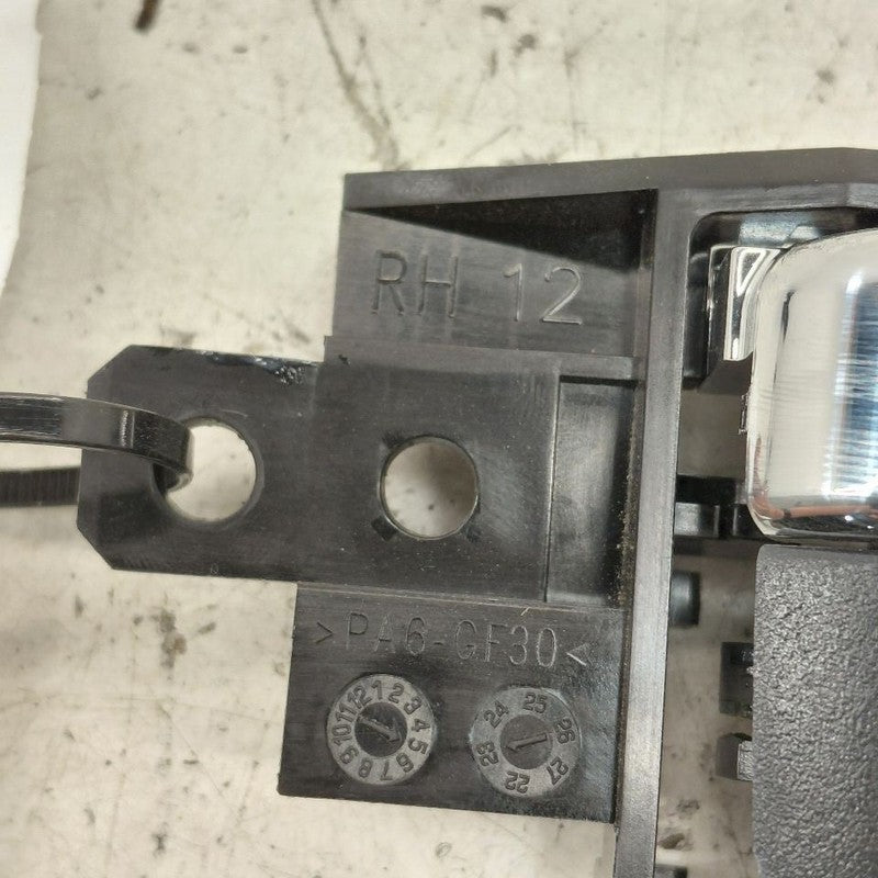 Mitsubishi Mirage Door Handle Right Passenger Front Interior Inside  2
