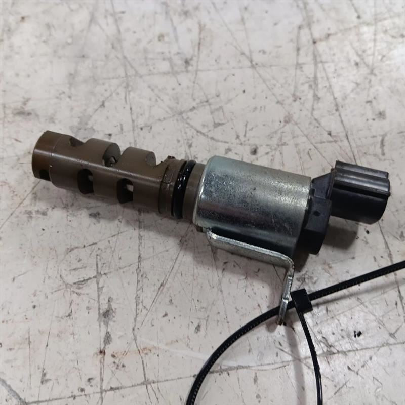 Toyota Camry Variable Timing Gear Oil Valve Solenoid Cylinder Head 2.5L 2012 