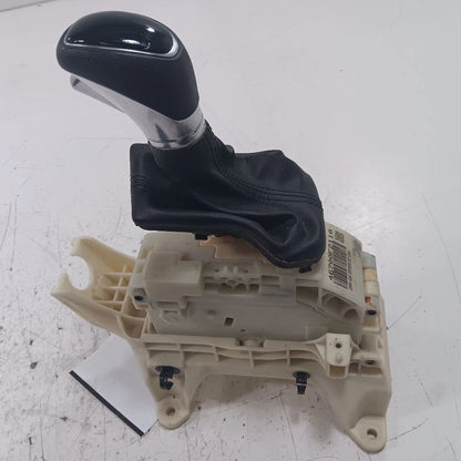 Hyundai Elantra Transmission Gear Shifter  2017 2018 2019 2020 OEM