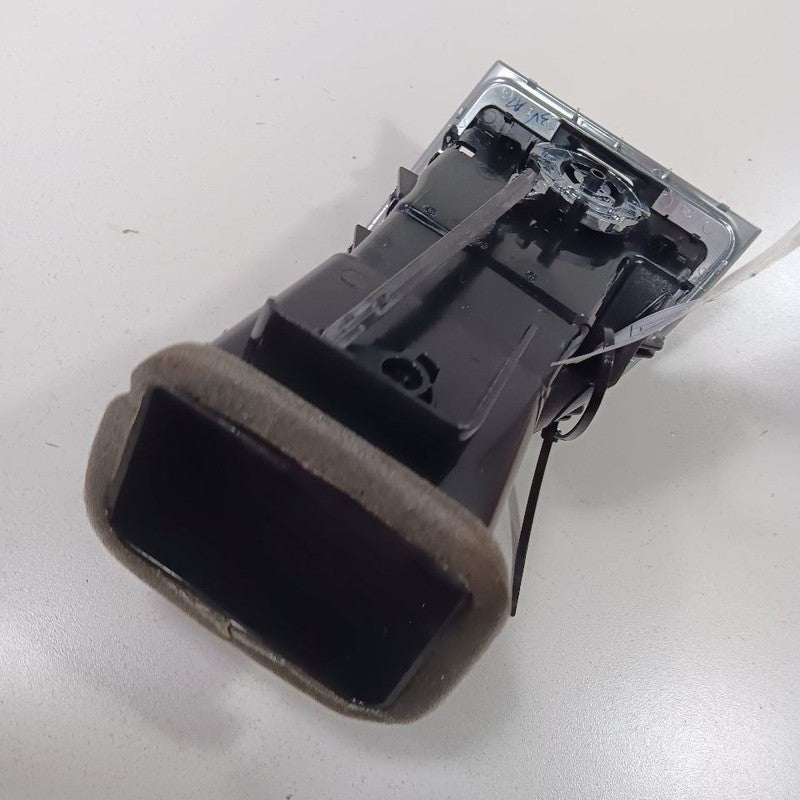 Chrysler 300 Dash Air Vent Left Driver  2015 2016 2017 2018 2019