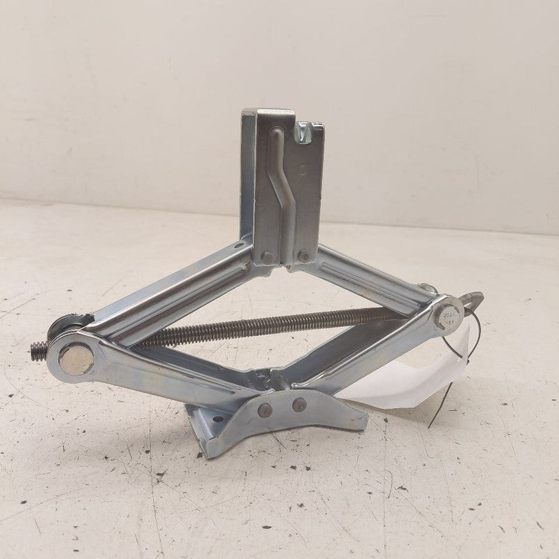 Subaru XV Crosstrek Spare Tire Changing Jack  2025 2024