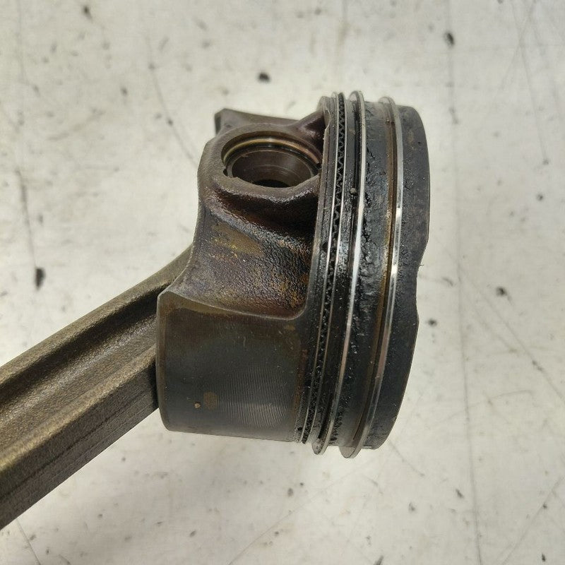 Volvo S60 Single Piston With Connecting Rod   2.0 2018 2017 2016