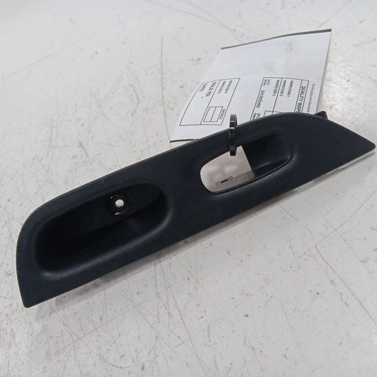 Nissan Rogue Passenger Right Rear Window Switch Bezel2014 2015 2016 2017 2018 20