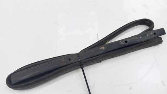 Nissan Sentra Cowl Vent Panel Hood Rubber Seal 2006 2005 2004 2003 2002