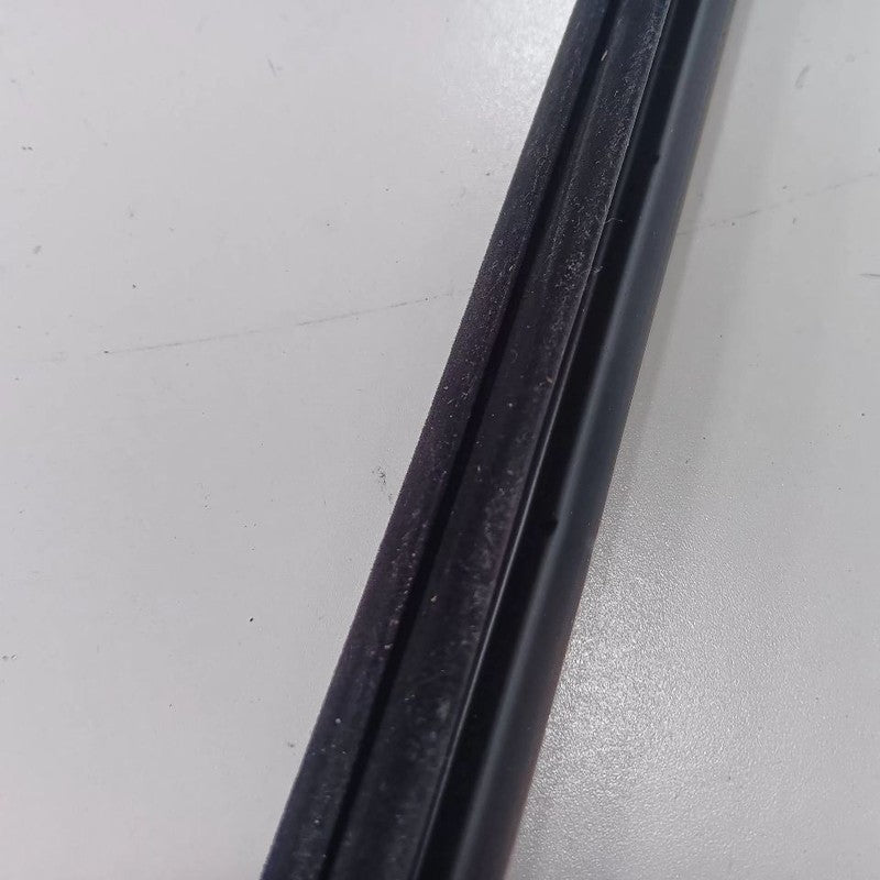 Hyundai Elantra Right Rear Weather Strip Interior  2017 2016 2015 2014