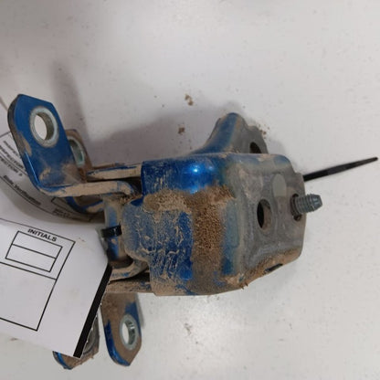 Toyota Yaris Door Hinge Set Right Rear Passenger  2020 2019 2018 2017 2016