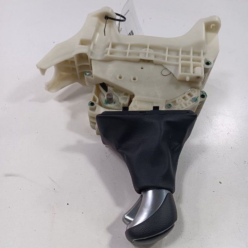 Hyundai Elantra Transmission Gear Shifter  2017 2018 2019 2020