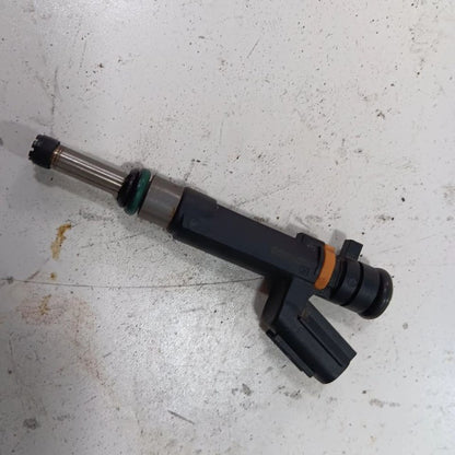 Fuel Injection Injector Fits 18-23 Nissan Kicks OEM