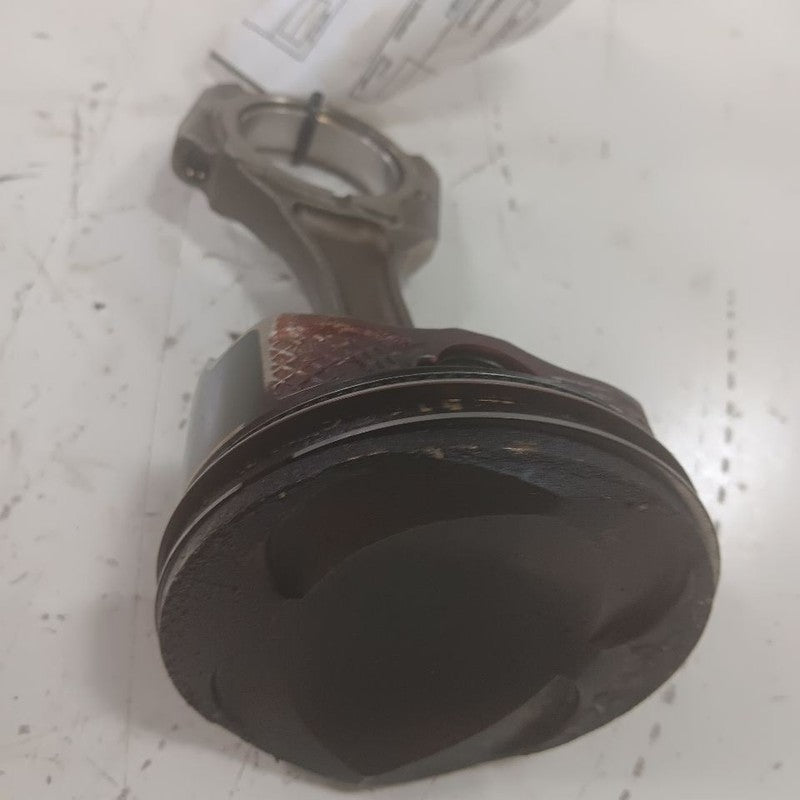 Outback Legacy Single Piston With Connecting Rod   2025 2024 2023 2022