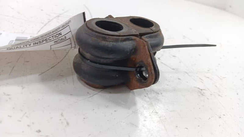 Hyundai Elantra Sway Bar Bushing Mounting Bracket  2011 2012 2013 2014