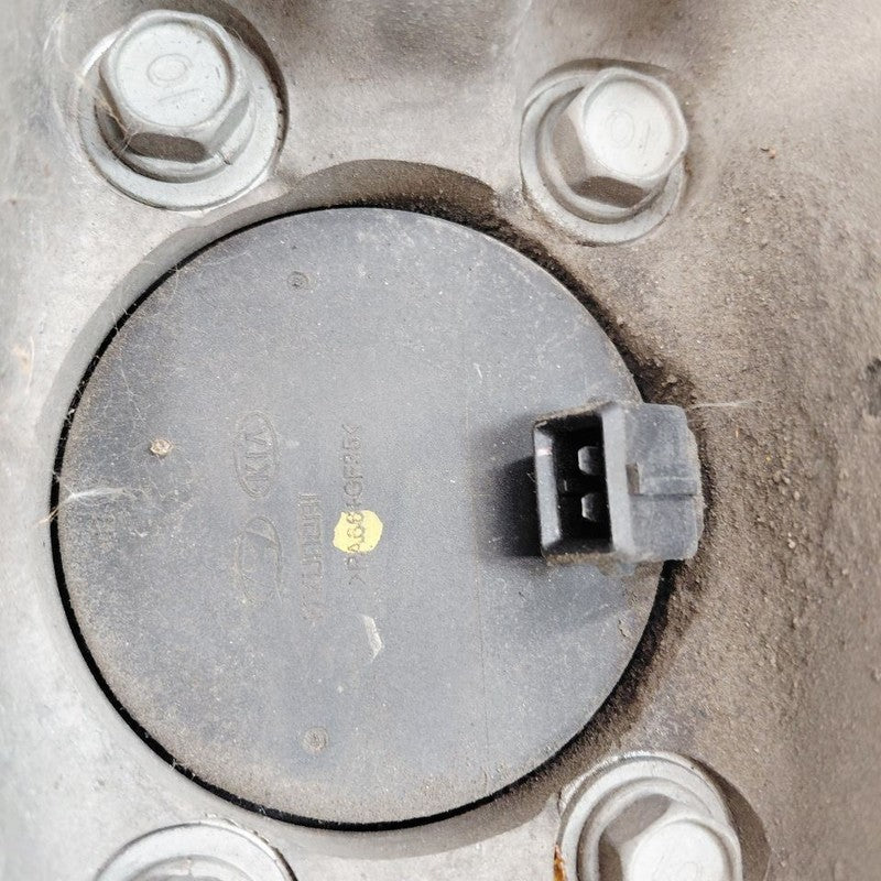 Left Rear Knuckle Stub Spindle Hub Fits 16-20 Kia Optima OEM