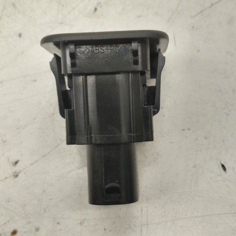 Chevy Equinox Hatch Button {29529803} 2024 2023 2022