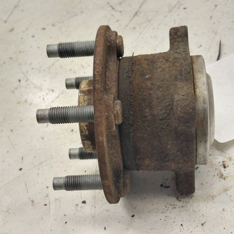 Chevy Volt Left Rear Spindle Knuckle Bearing Hub  2016 2017 2018 2019
