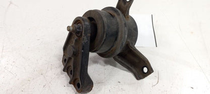 Kia Soul Engine Motor Mount Right Passenger 2012 2013 OEM