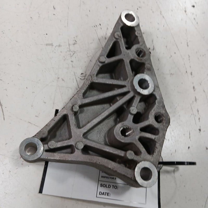 Fiat 500 Transmission Crossmember Support Bracket 2016 2017 OEM
