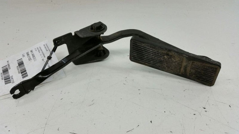 2005 Jeep Liberty Gas Pedal OEM  2002 2003 2004