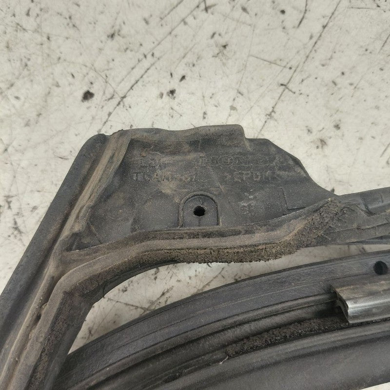 Honda CR-V On Door Seal Rubber Left Driver Rear Back  2019 2018 2017