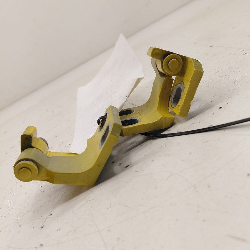 Fiat 500 X Model   Door Hinge Set Right Front Passenger  2016 2017