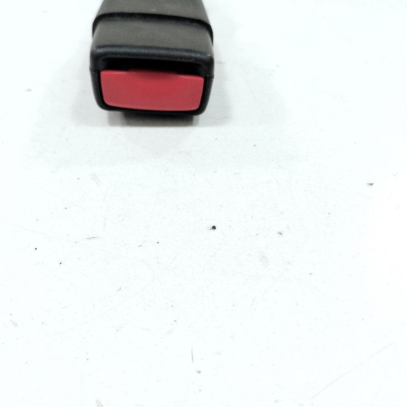 Chrysler 300 Seat Belt Buckle Latch Left Driver Rear Back  2017 2018 2