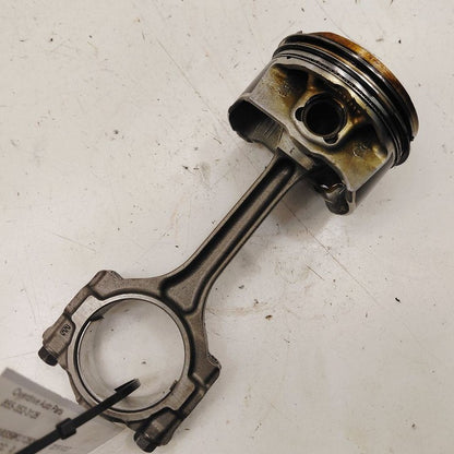 Chevy Volt Single Piston With Connecting Rod   1.5 2019 2018 2017 2016