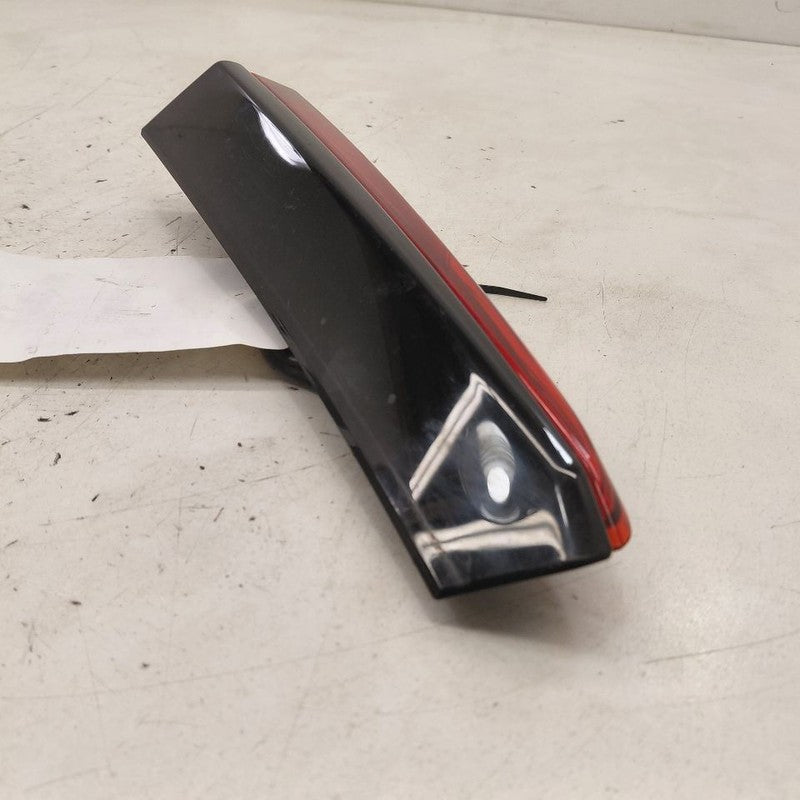 Passenger Right Tail Light Brake Lamp VIN Fu 7th And 8th Dgit 19-22 To