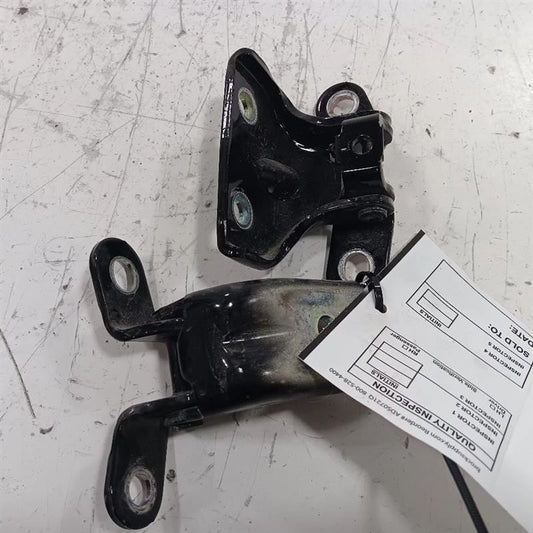 Kia Soul Door Hinge Set Left Rear  2017 2018 2019