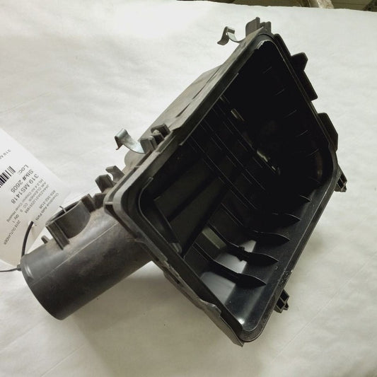Mitsubishi Outlander   Air Cleaner Cover Housing 2018 2017 2016