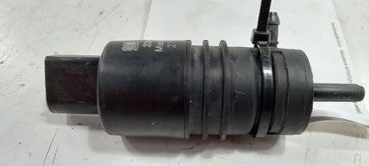 Buick LaCrosse Windshield Washer Wash Fluid Reservoir Motor Pump Elect