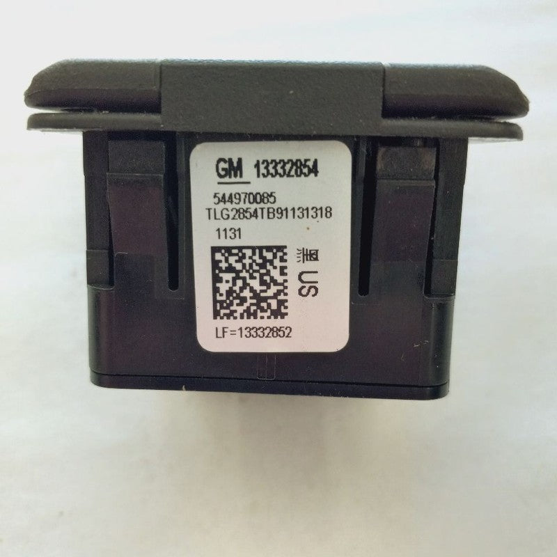 Chevy Trax 12V Power Port Socket {13332854} 2022 2021
